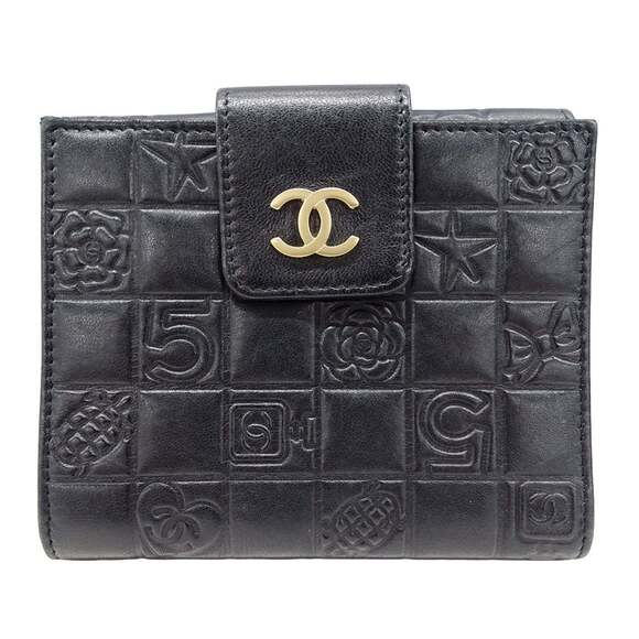 CHANEL Black Lambskin Leather Wallet